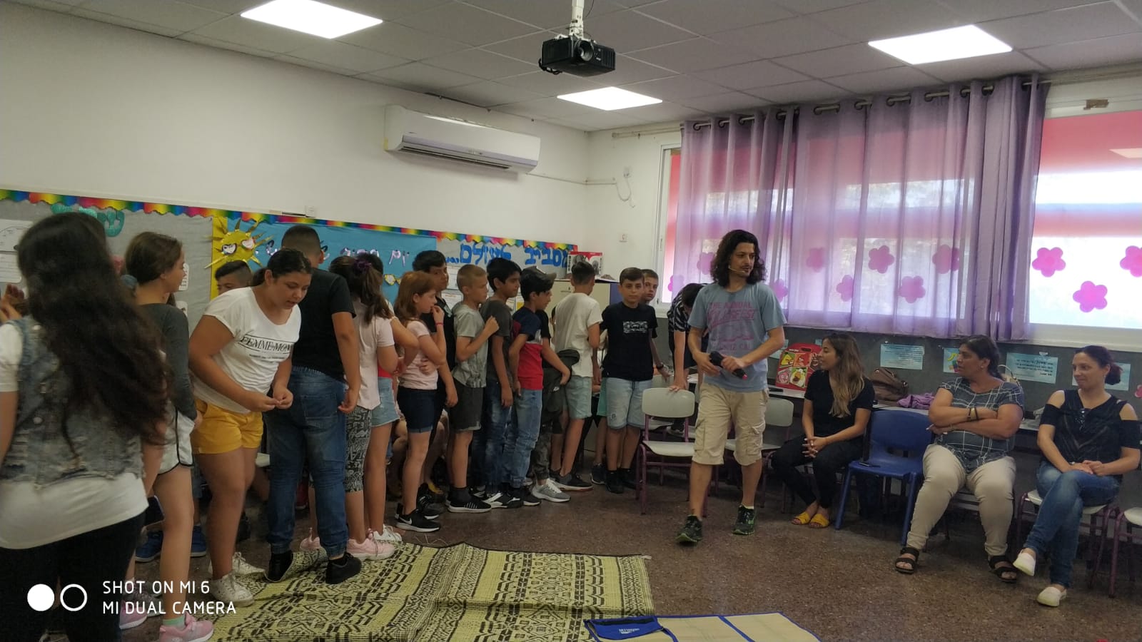 תמונה מהופעה של מורן קל - IMG 20190619 WA0019
