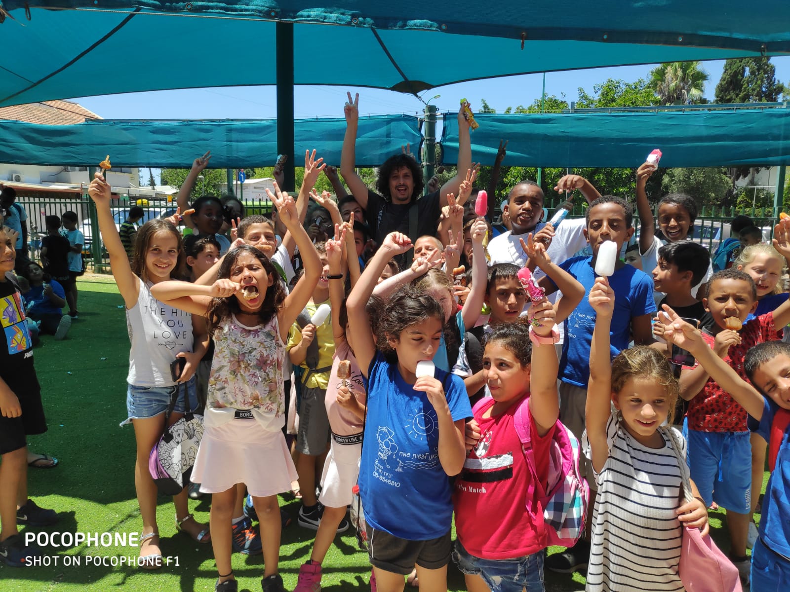 תמונה מהופעה של מורן קל - IMG 20190722 WA0018